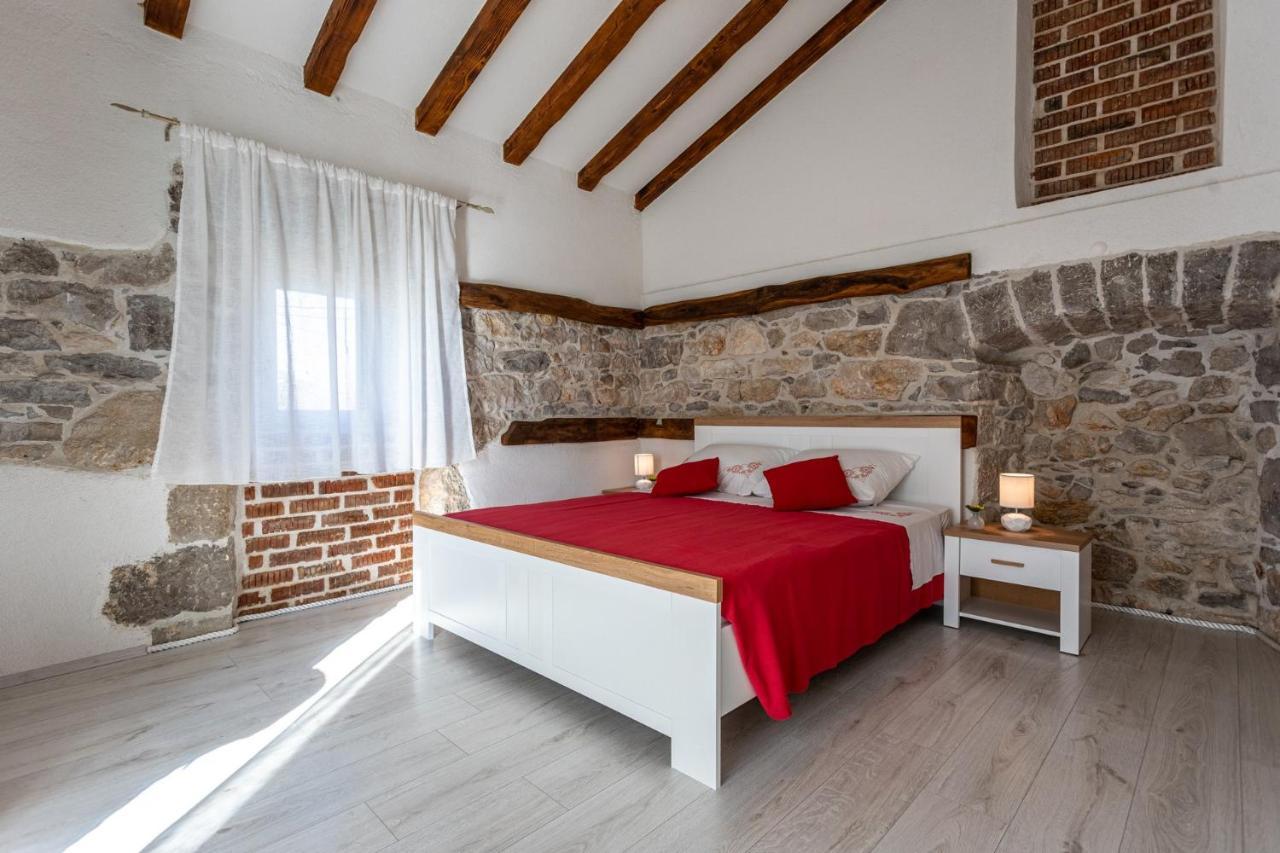 Villa Elm Milohnici 외부 사진