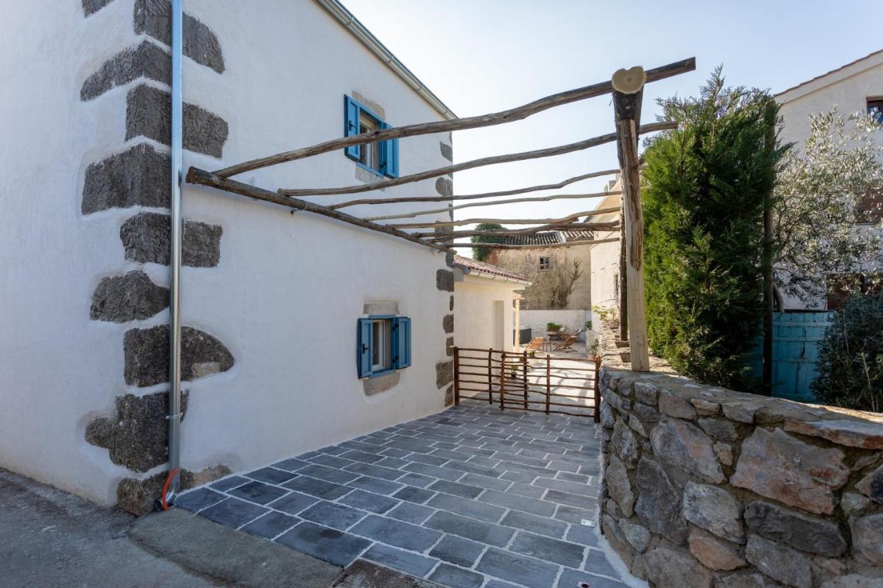 Villa Elm Milohnici 외부 사진