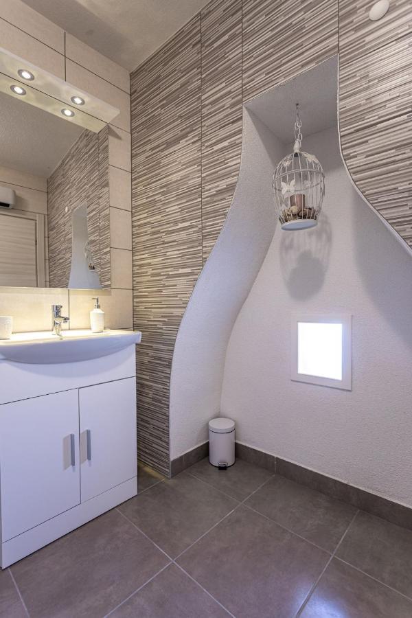 Villa Elm Milohnici 외부 사진