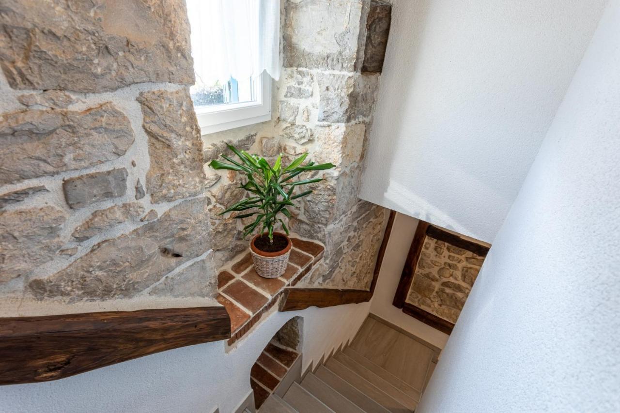 Villa Elm Milohnici 외부 사진