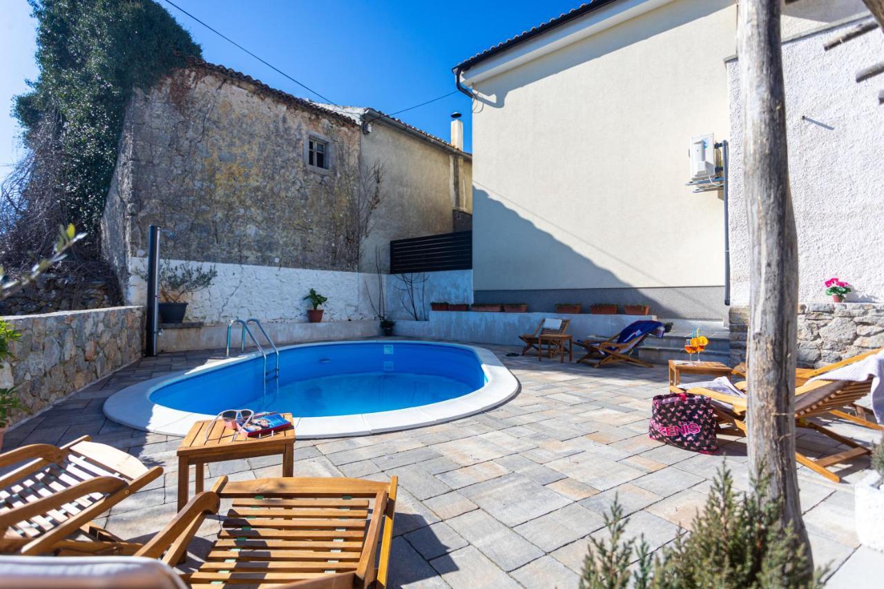 Villa Elm Milohnici 외부 사진