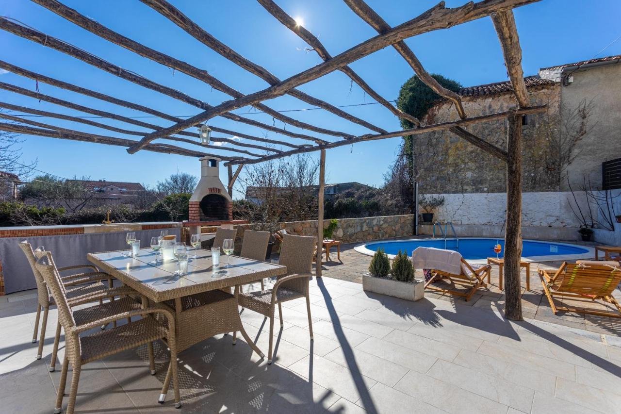 Villa Elm Milohnici 외부 사진